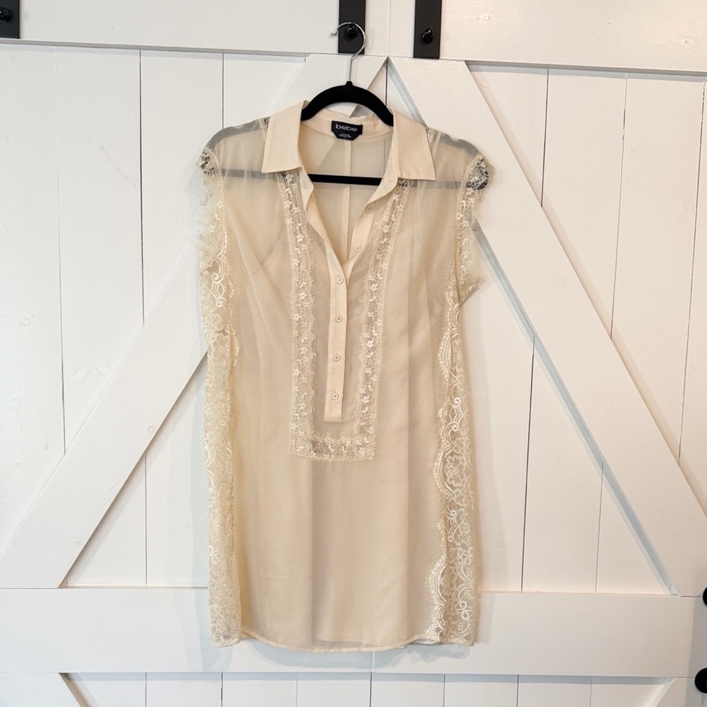 bebe Sheet Cream Lace-Trim Collared Dress with slip